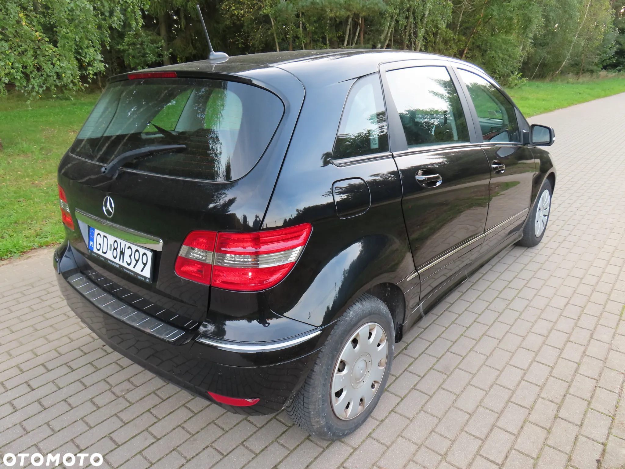Mercedes-Benz Klasa B 180 Autotronic SPORT EDITION - 24