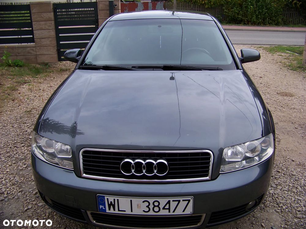 Audi A4 Limousine 2001 photo 2