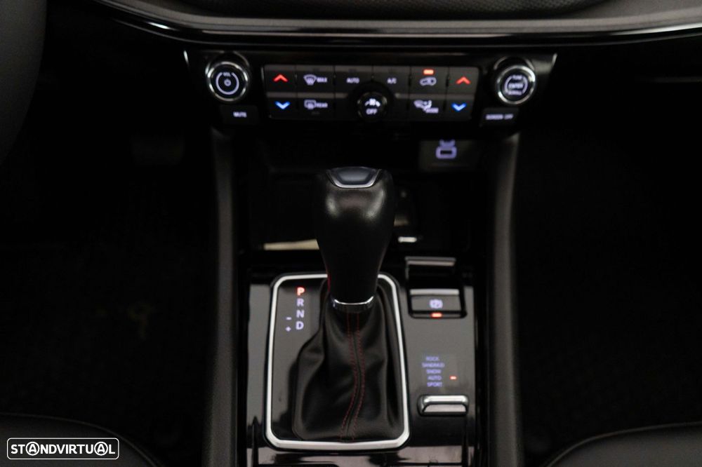 Jeep Compass 1.3 TG Trailhawk - 28