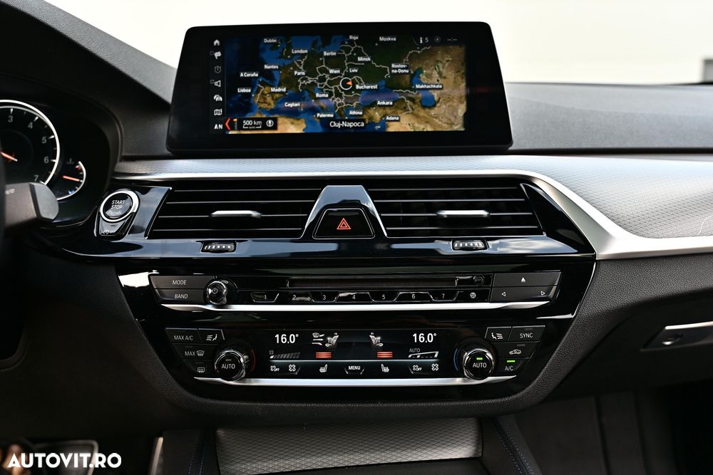 BMW Seria 5 530i xDrive AT - 25