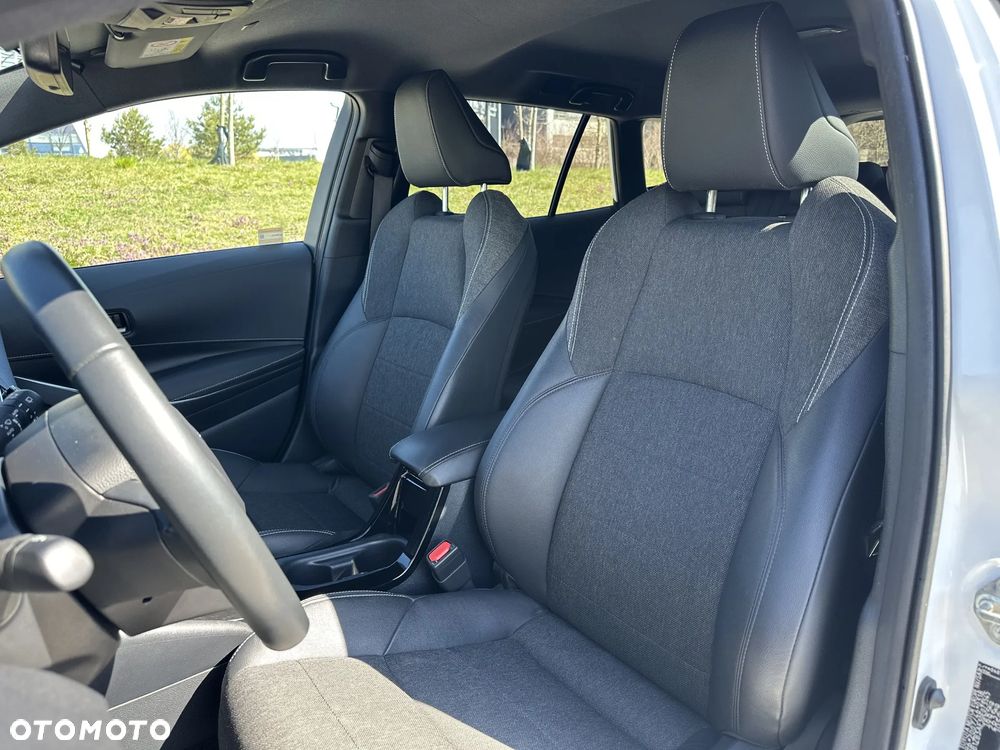 Toyota Corolla - 20
