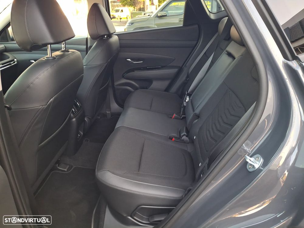 Hyundai Tucson 1.6 T-GDI PHEV e-Vanguard - 31