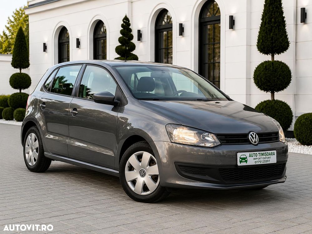 Volkswagen Polo - 2