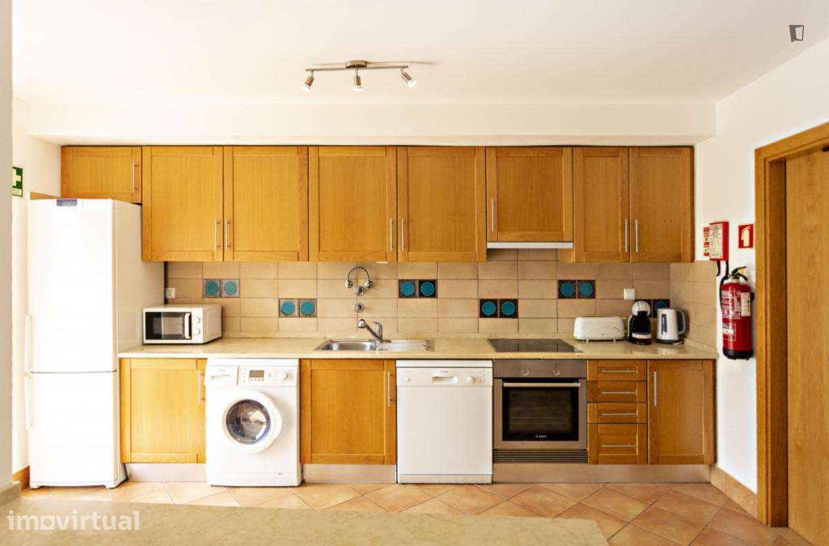 Apartamento com 2 quartos - localizado em Tavira - Grande imagem: 2/12