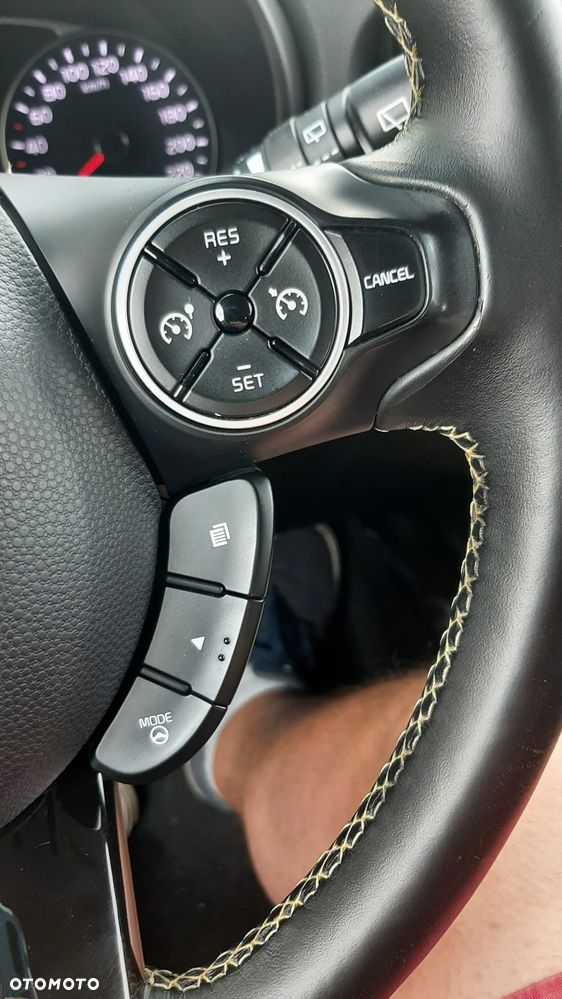 Kia Soul 1.6 CRDI L Business Line - 28