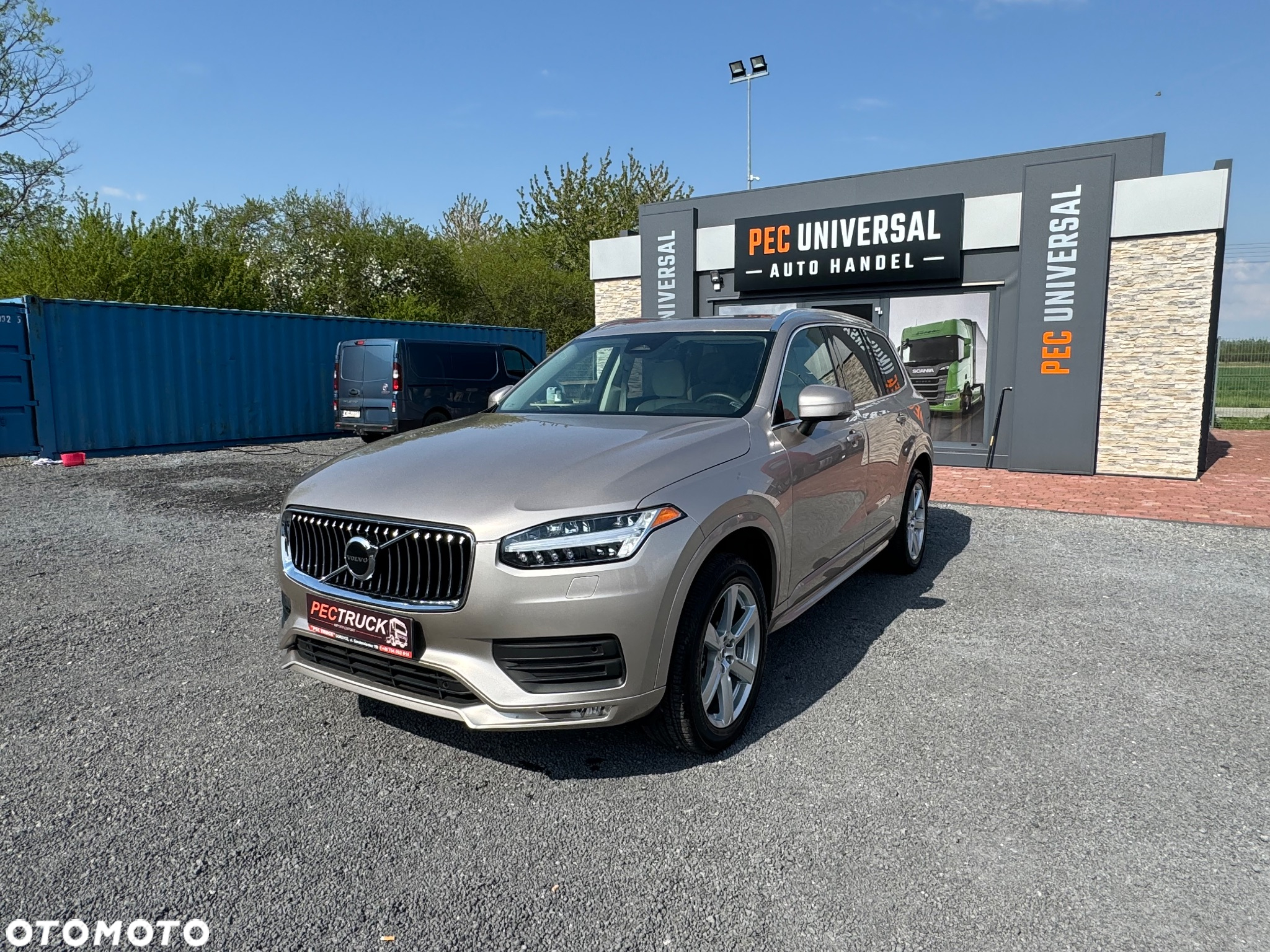 Volvo XC 90 - 12