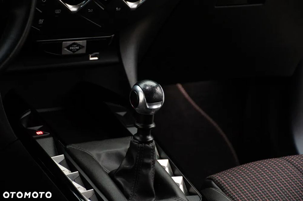 DS Automobiles DS 3 Crossback 1.5 BlueHDi Performance Line - 35