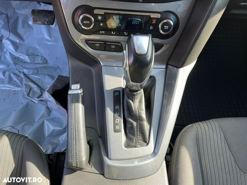 Ford Focus - 15