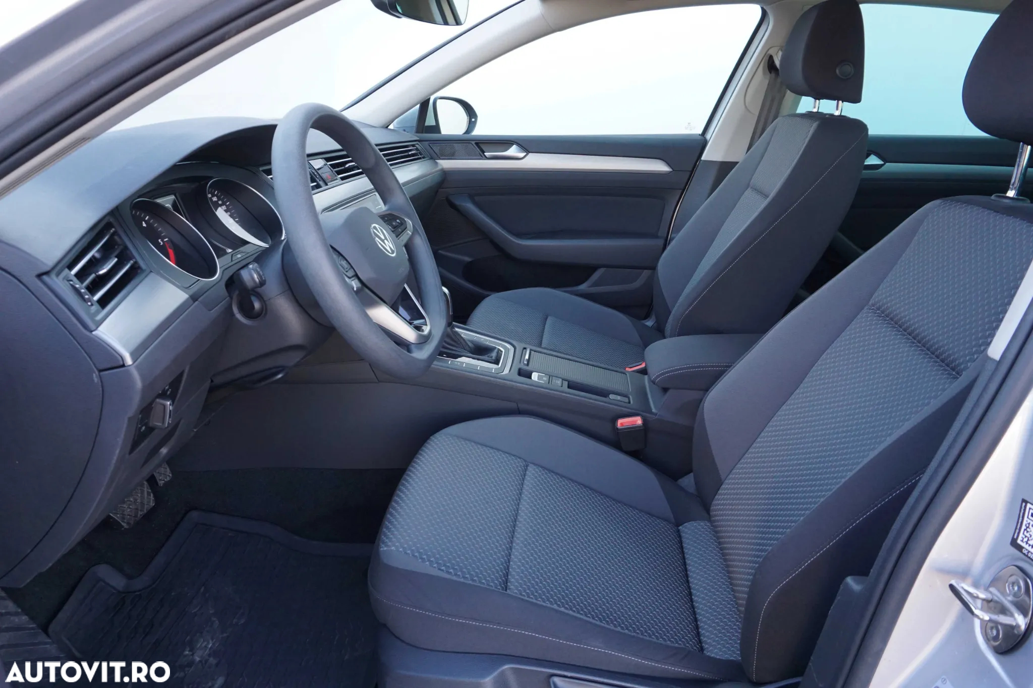 Volkswagen Passat 2.0 TDI DSG Advance - 13
