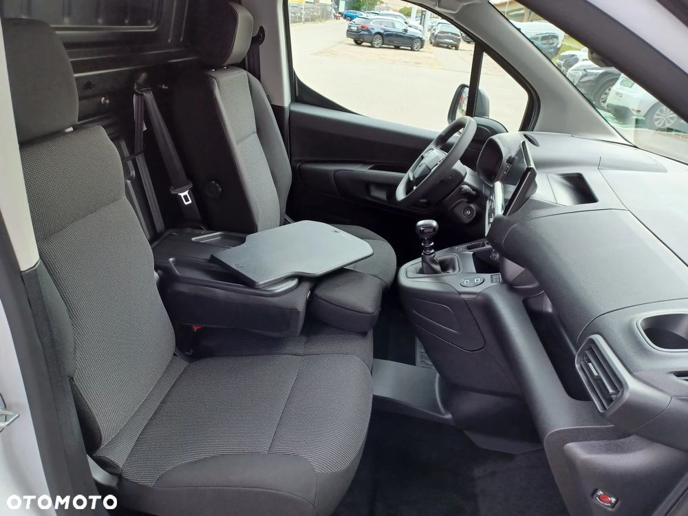 Citroën BERLINGO - 17