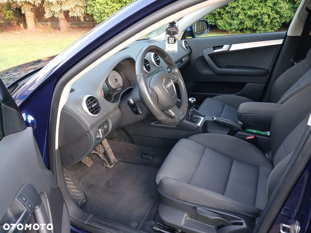 Audi A3 Sportback 2.0 TDI DPF S line Sportpaket - 26