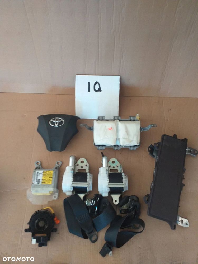 TOYOTA IQ Air bag poduszka pasy kierowcy deska - 1