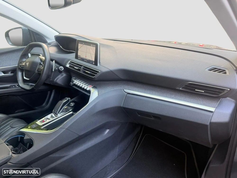 Peugeot 5008 1.2 PureTech Allure EAT8 - 14