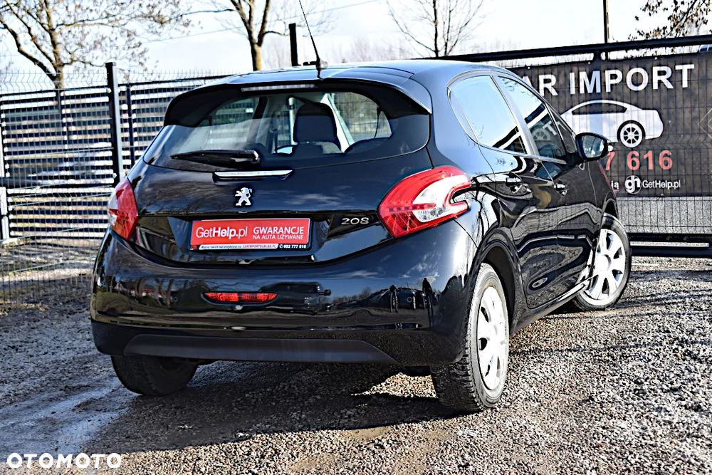 Peugeot 208 - 5