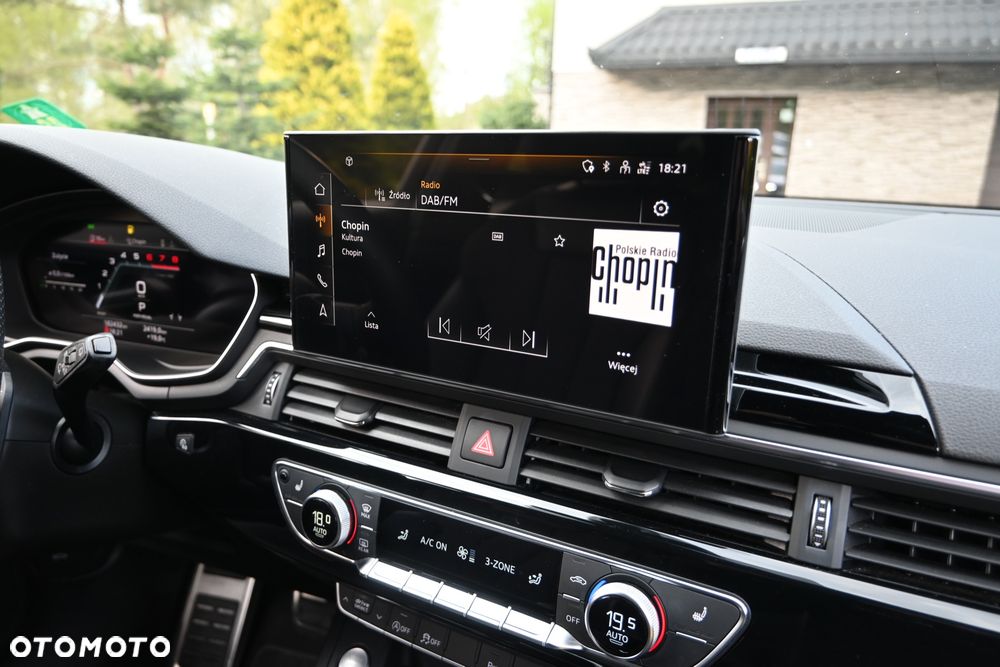 Audi A4 Avant 40 TFSI S tronic - 21