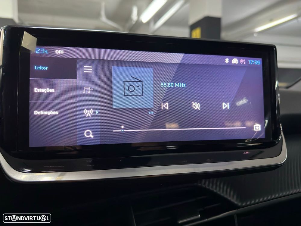 Peugeot 2008 1.2 PureTech Allure Pack EAT8 - 19