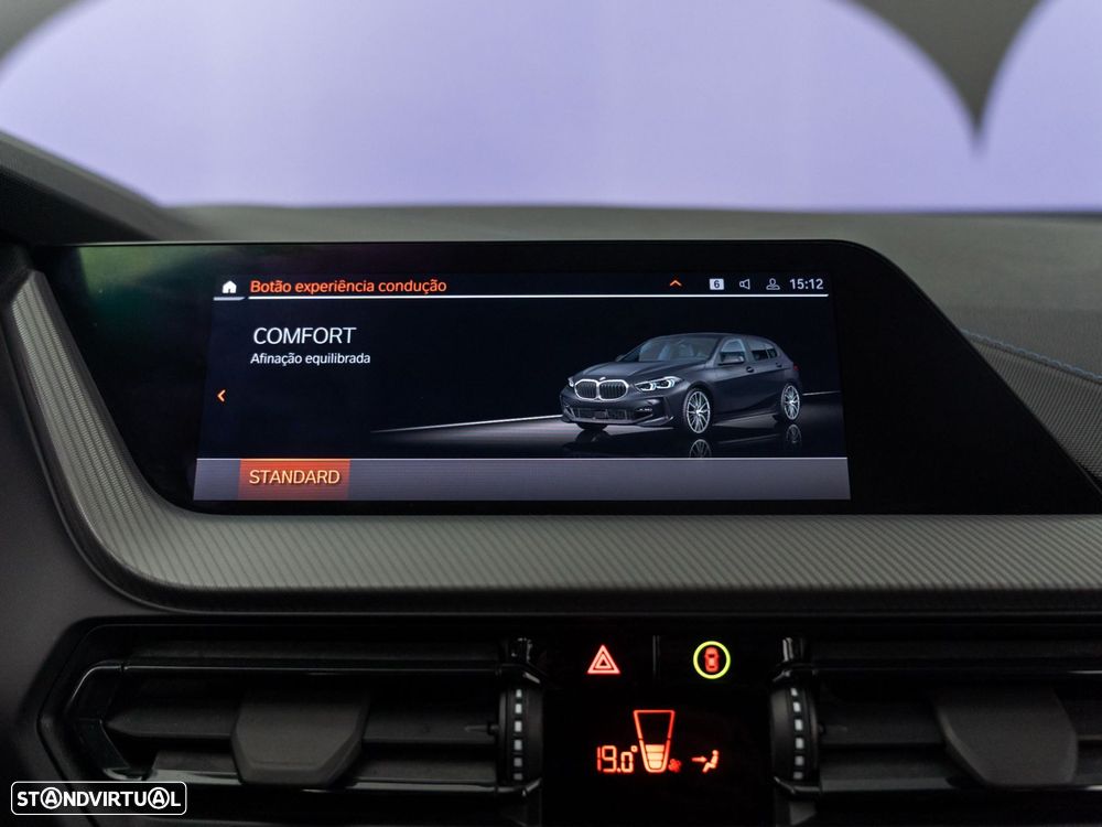 BMW 116 d Pack Desportivo M - 31