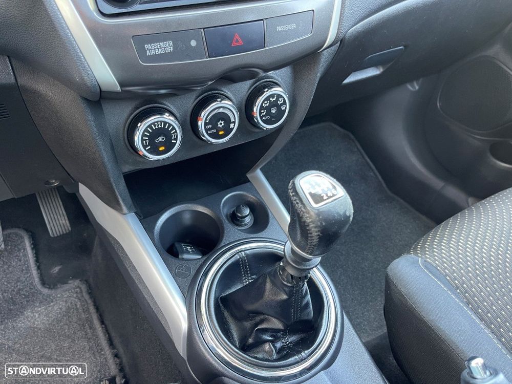 Mitsubishi ASX 1.8 DI-D Intense - 32