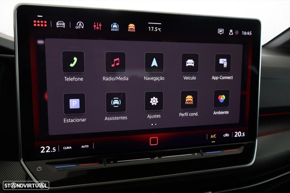 VW Golf 1.5 eTSI R-Line DSG - 22