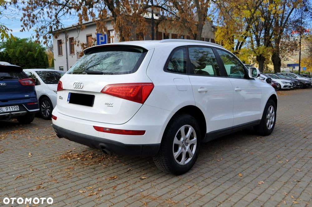Audi Q5 2009 photo 3