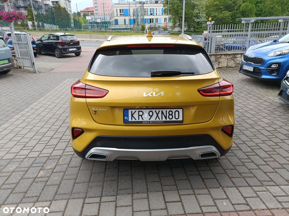 Kia XCeed 1.5 T-GDI M - 6