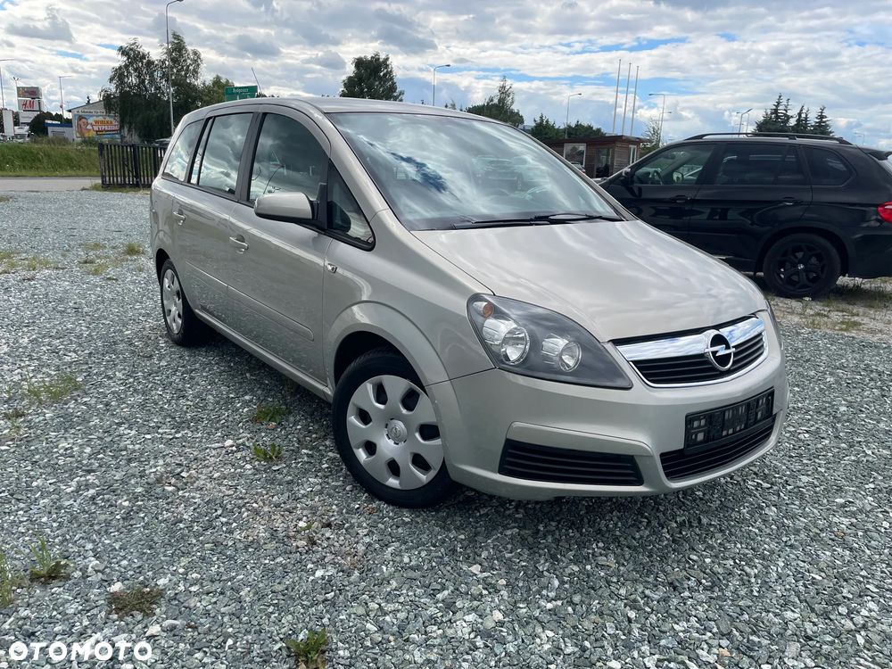 Opel Zafira - 2