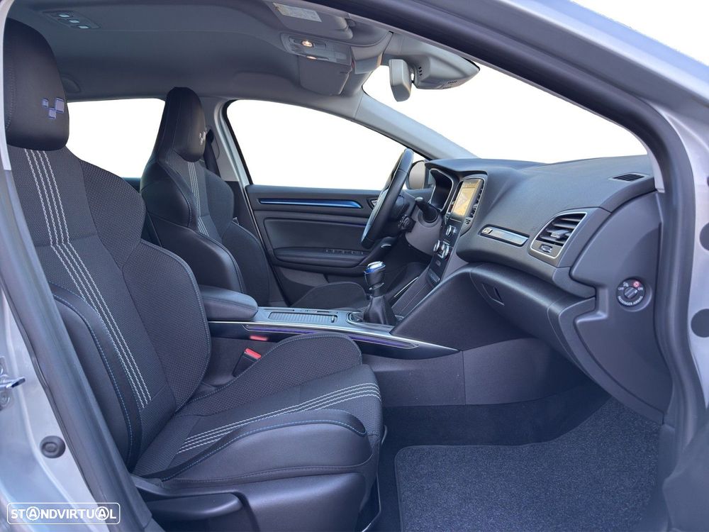 Renault Mégane Sport Tourer 1.5 dCi GT Line J18 - 14