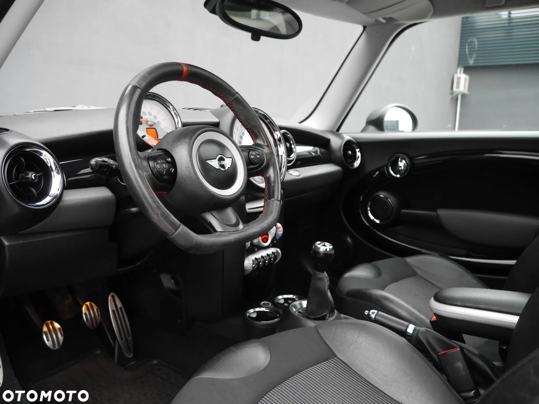 MINI Cooper S 50 Camden - 11