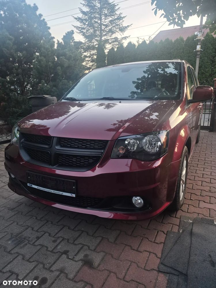 Dodge Grand Caravan 3.6 R/T - 11