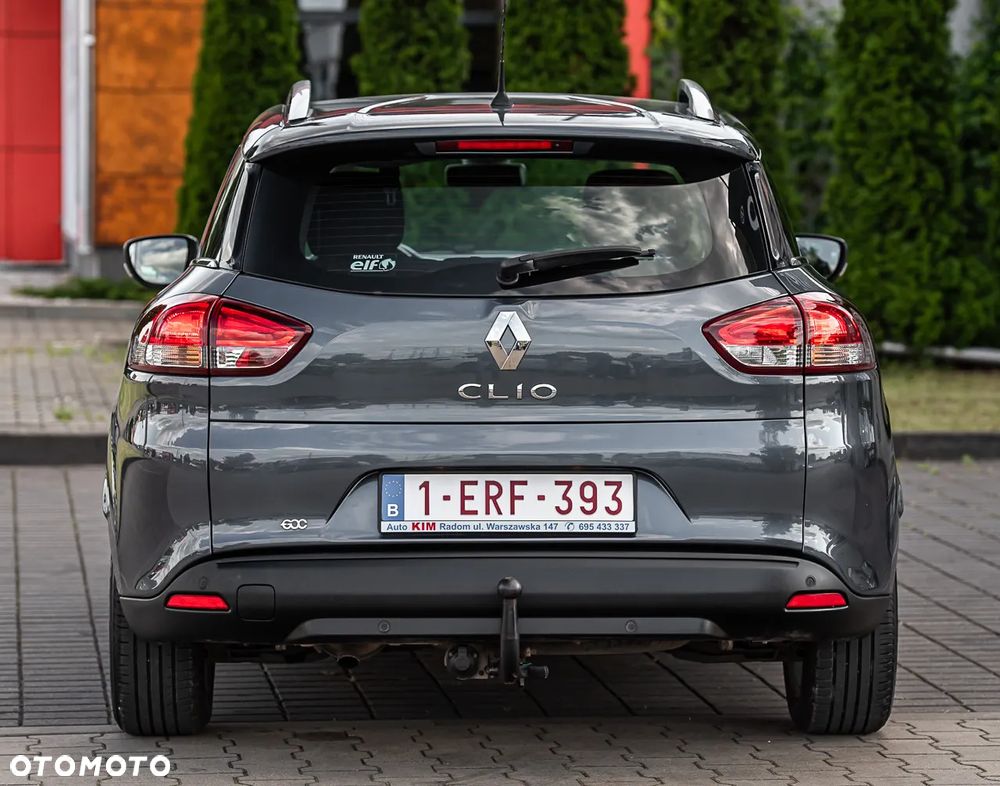 Renault Clio - 11