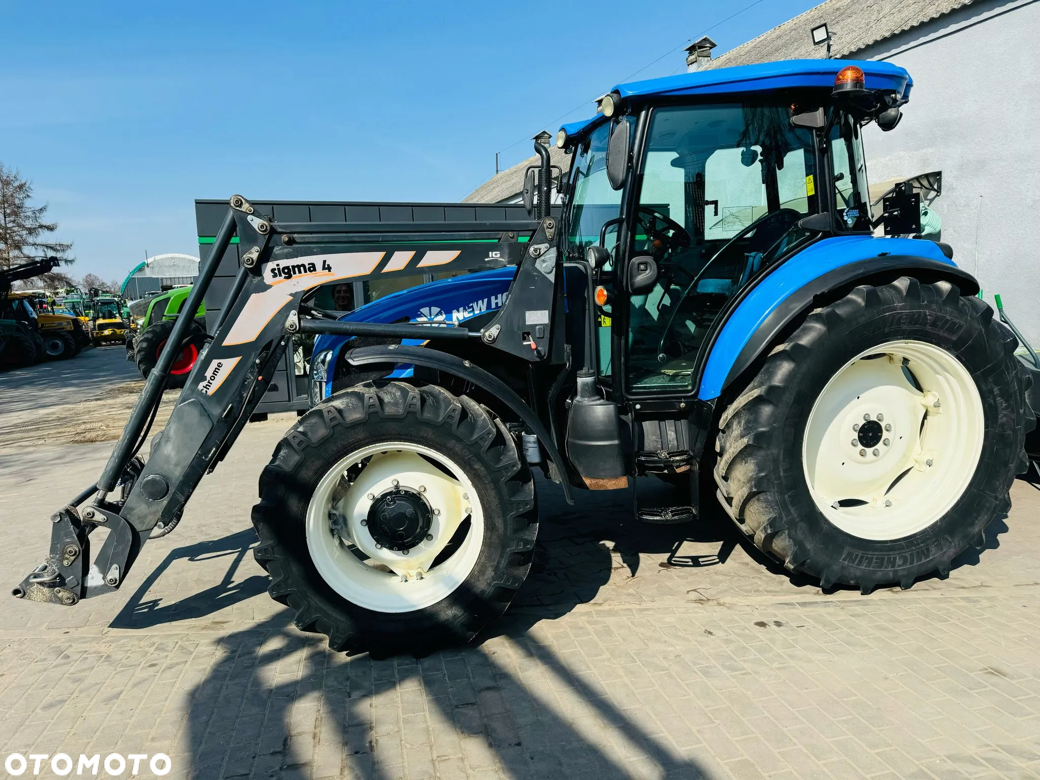 New Holland TD5.105 - 11