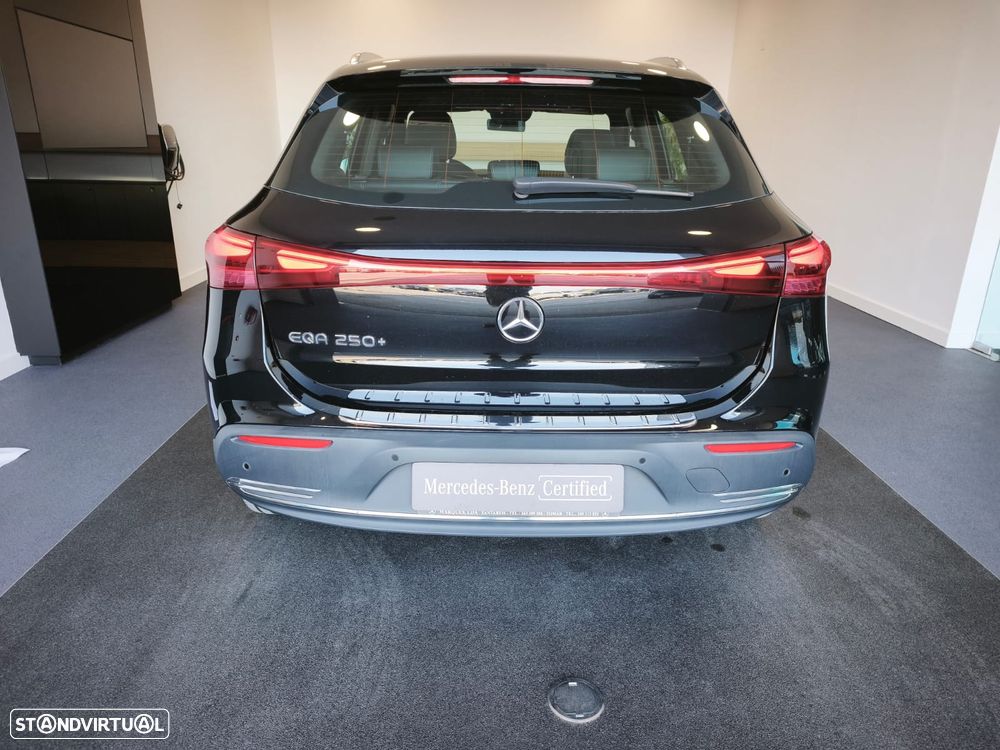 Mercedes-Benz EQA 250+ Progressive - 8