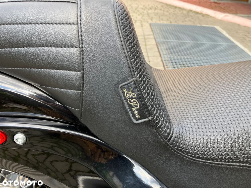 Harley-Davidson Softail Street Bob - 10