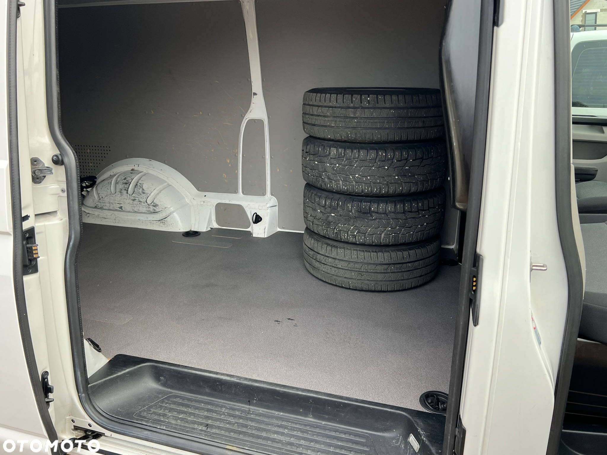 Volkswagen Transporter T6 - 24