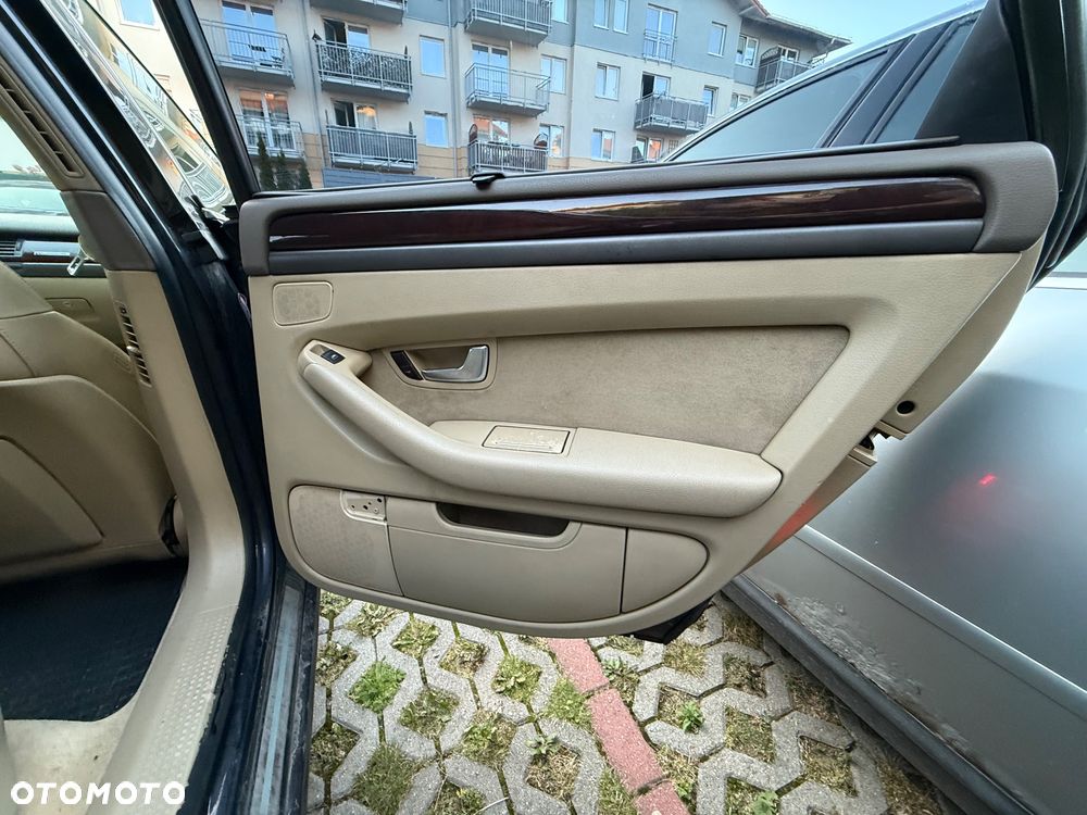 Audi A8 - 13