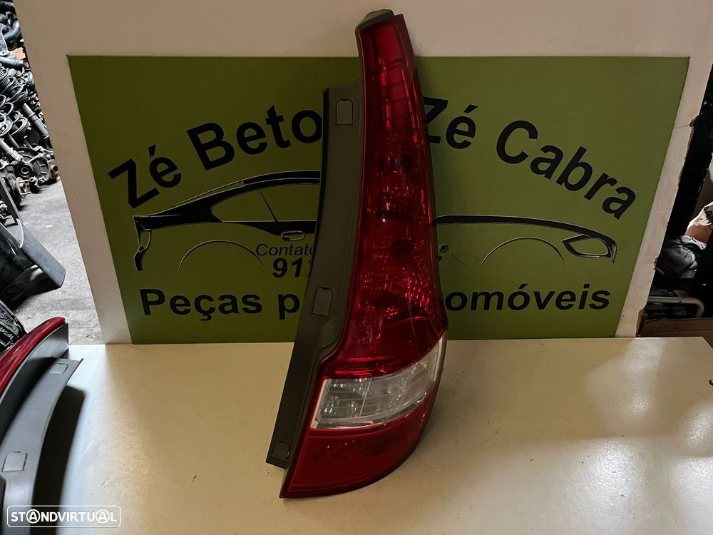 Hyundai i30 CW - FAROLIM DIREITO / ESQUERDO - FT506 - 6