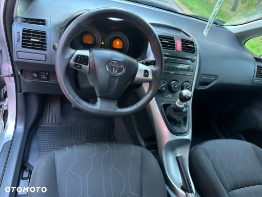 Toyota Auris 1.33 VVT-i Life - 5