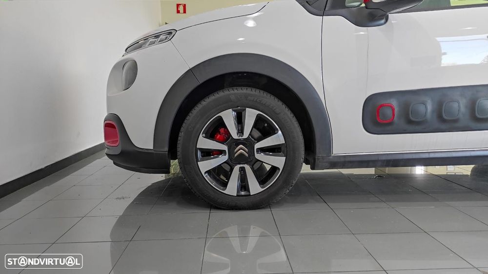 Citroën C3 1.2 PureTech Shine - 38