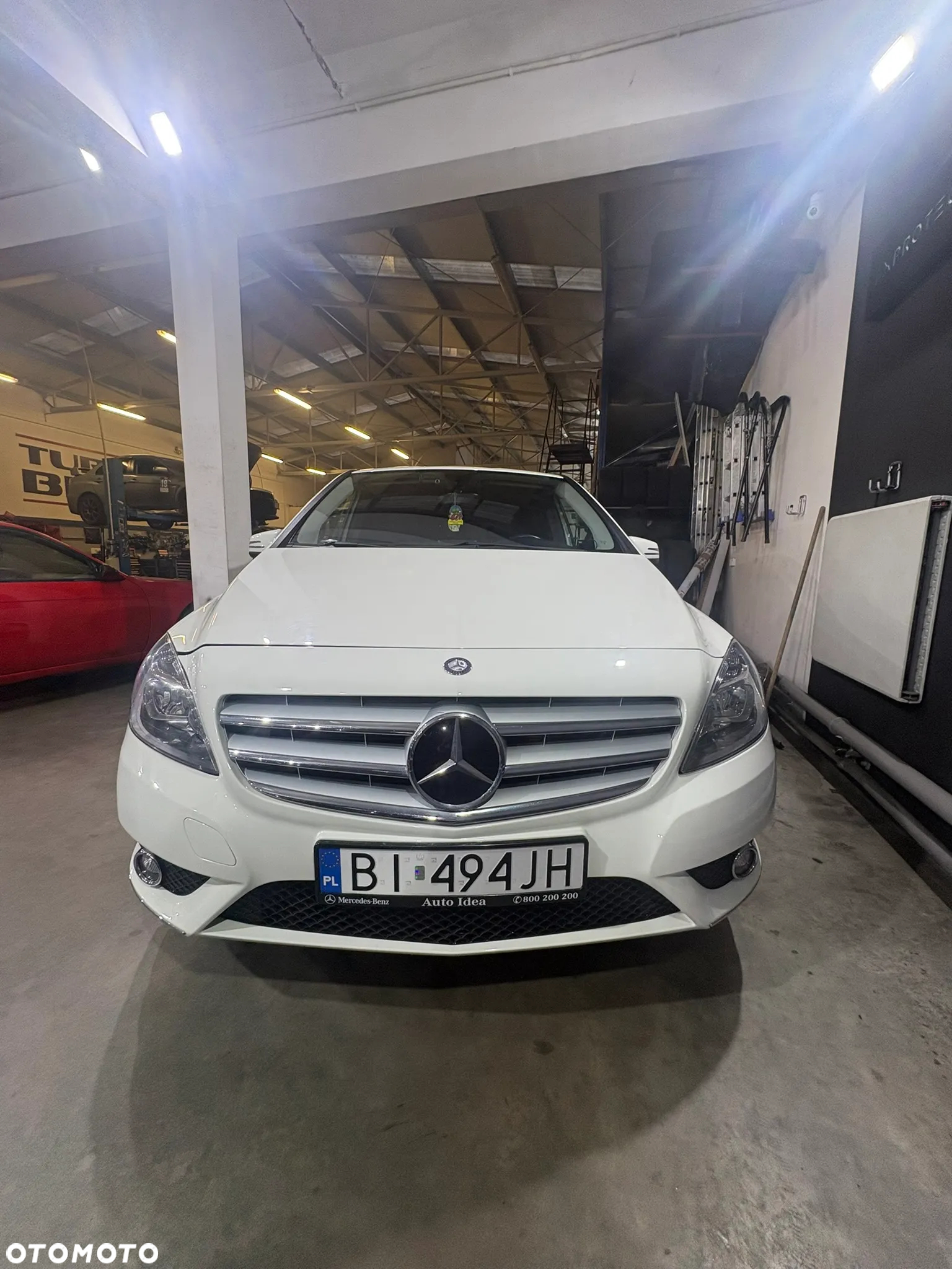 Mercedes-Benz Klasa B 250 - 14