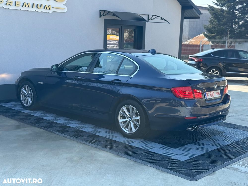 BMW Seria 5 525d Aut. - 14