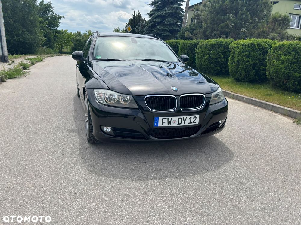 BMW Seria 3 318d - 3