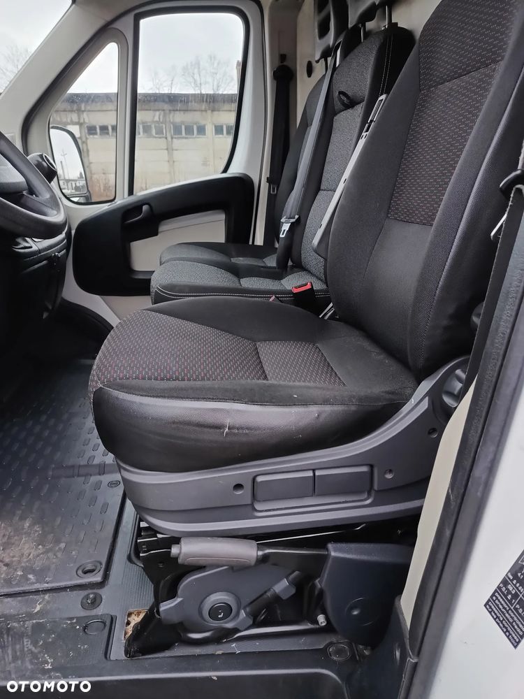 Citroën Jumper L2H1 2.2 diesel 150 kM manual 2015 rok ZAREJESTROWANY, WEBASTO, BEZWYPADKOWY, ORGINALNY PRZEBIEG, ZADBANY!!! - 36