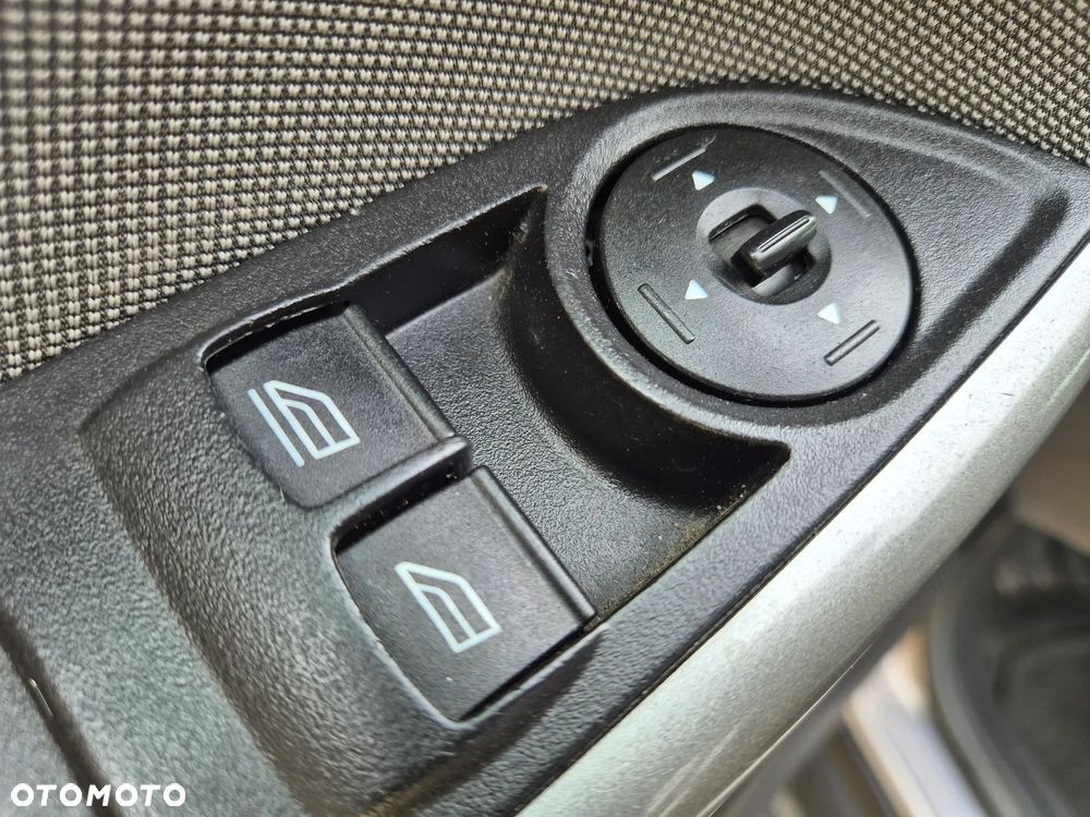 Ford Focus - 9
