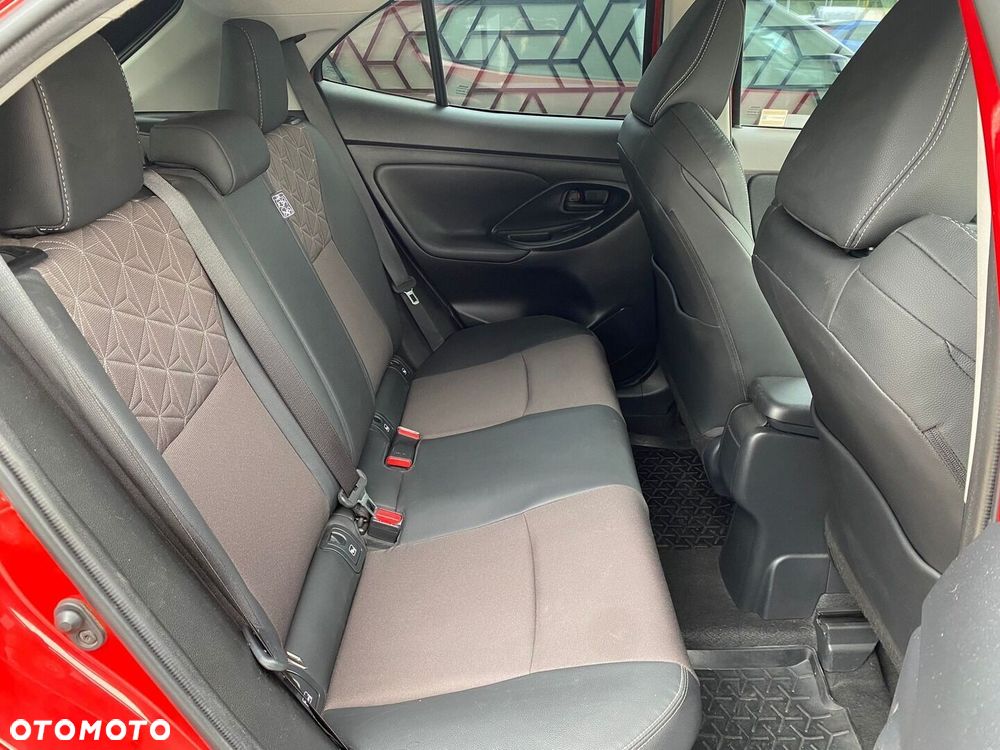 Toyota Yaris Cross Hybrid 1.5 Executive - 25