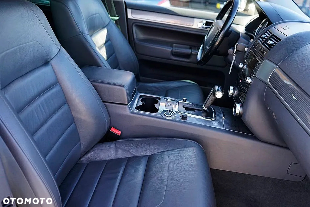 Volkswagen Touareg 2.5 R5 TDI DPF Tiptr - 12