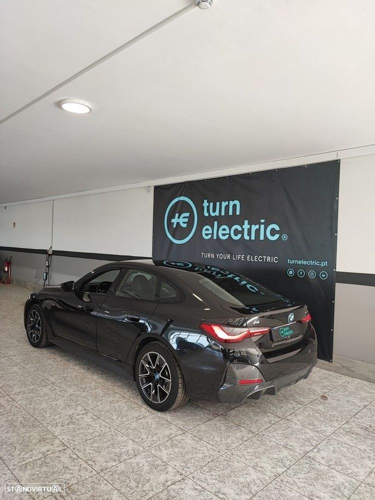 BMW i4 eDrive40 Desportiva M - 4