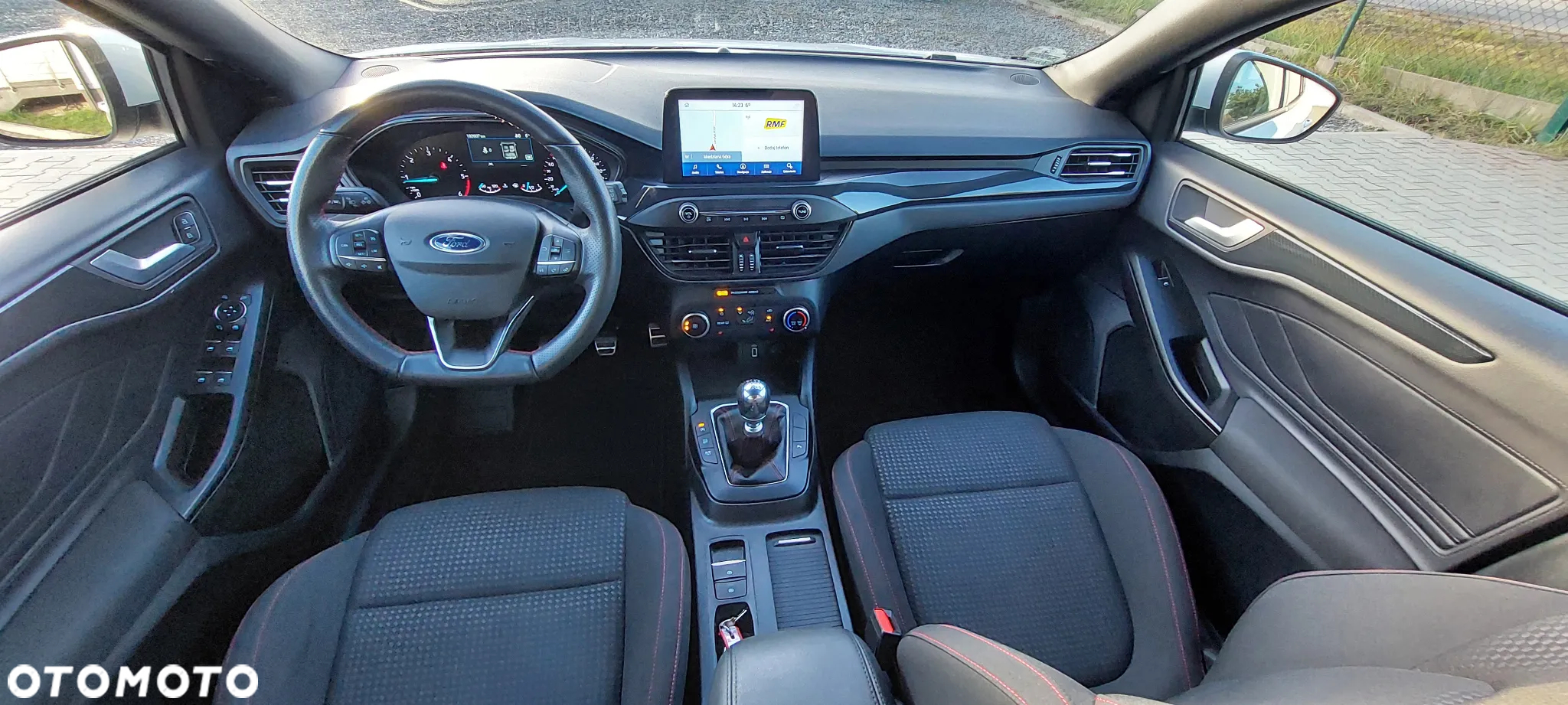Ford Focus 2.0 EcoBlue ST-Line - 12
