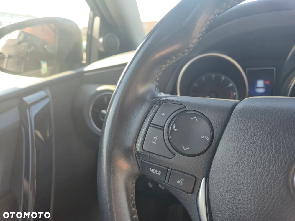Toyota Auris 1.6 Active - 15
