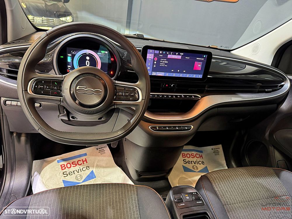 Fiat 500e 3 + 1 42 kWh - 19