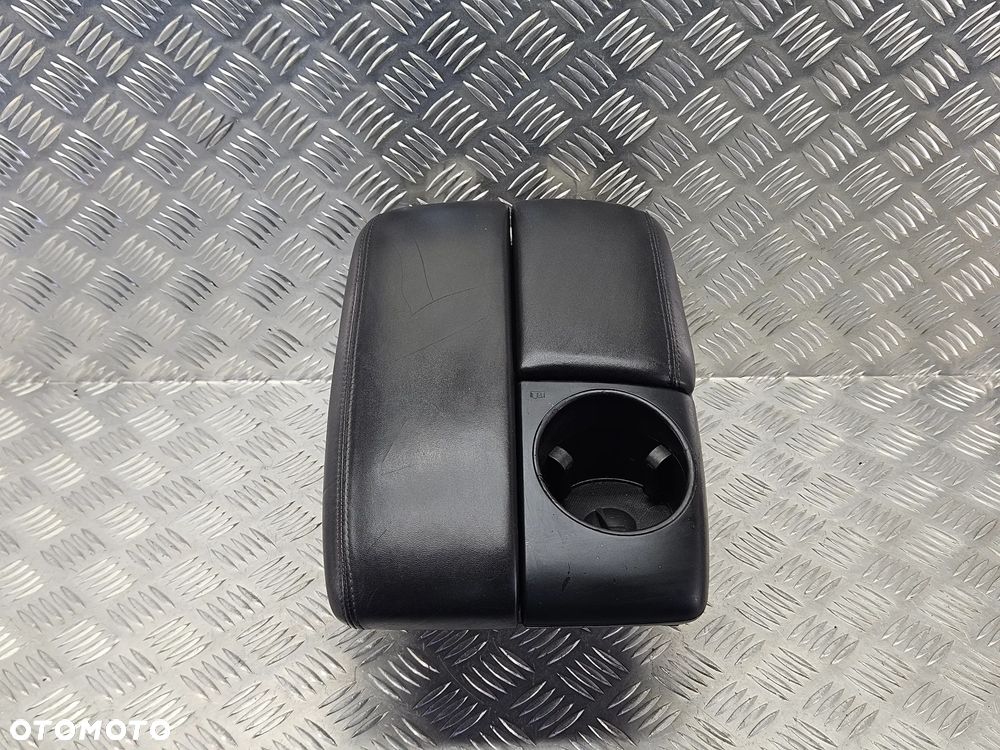 AUDI Q7 4L 05-15R PODŁOKIETNIK PODWOJNY PRZÓD CZARNY SKÓRA UK ANGLIK 4L1864207/2
